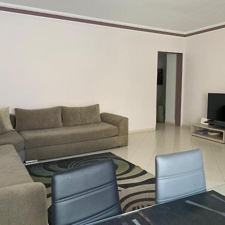 Anfa 28 - 2 Bedrooms - Well Located Apartment - Large And Pleasant カサブランカ エクステリア 写真