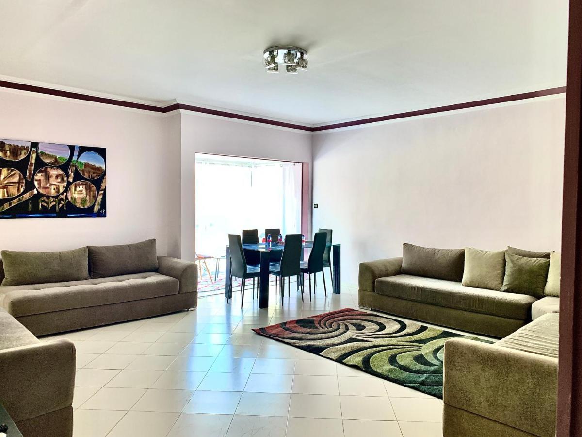 Anfa 28 - 2 Bedrooms - Well Located Apartment - Large And Pleasant カサブランカ エクステリア 写真