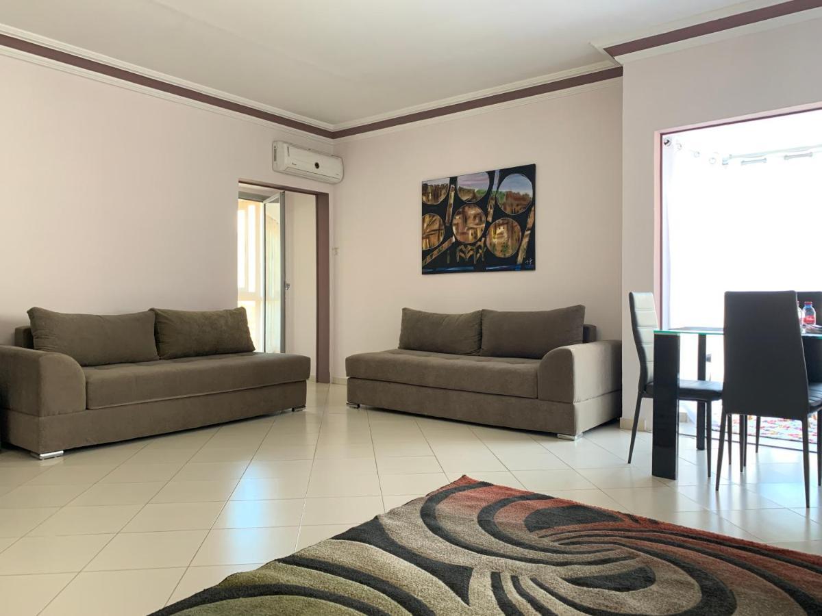 Anfa 28 - 2 Bedrooms - Well Located Apartment - Large And Pleasant カサブランカ エクステリア 写真