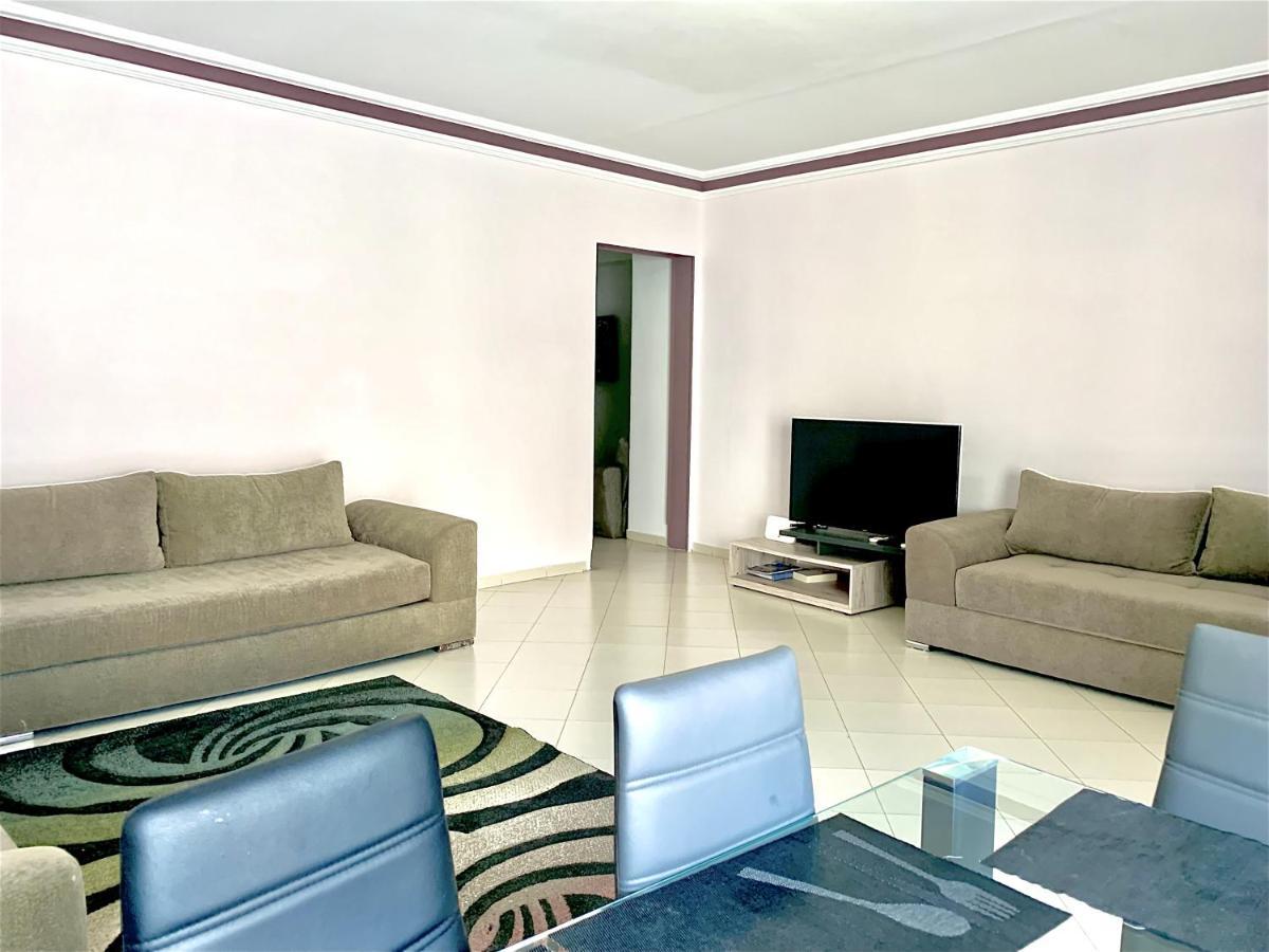 Anfa 28 - 2 Bedrooms - Well Located Apartment - Large And Pleasant カサブランカ エクステリア 写真