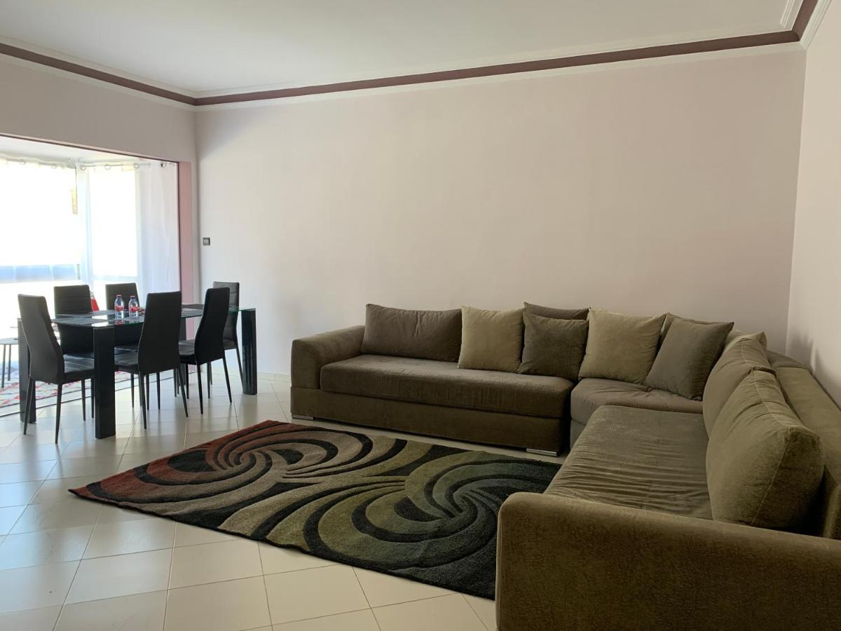 Anfa 28 - 2 Bedrooms - Well Located Apartment - Large And Pleasant カサブランカ エクステリア 写真